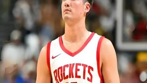 “告别威少！告别巨额合约！2.1亿缩水至800万，NBA悲情球星诞生”